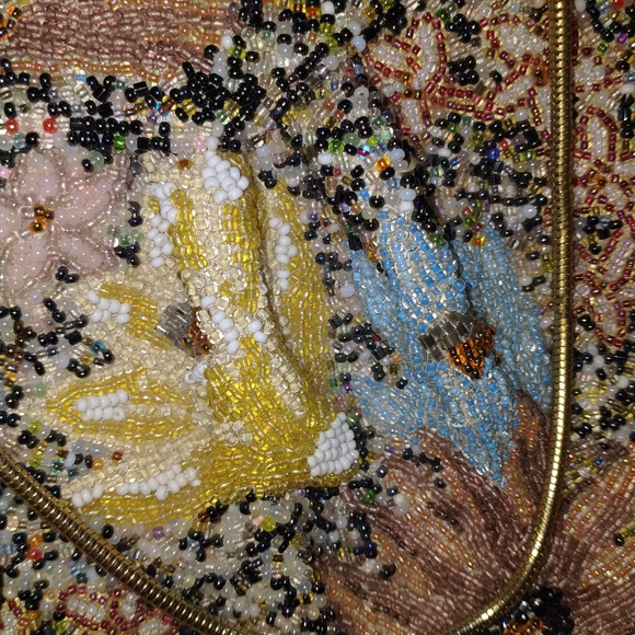 ***$OLD***Vintage Glass Beaded KissLock Handbag - Picture 3 of 17